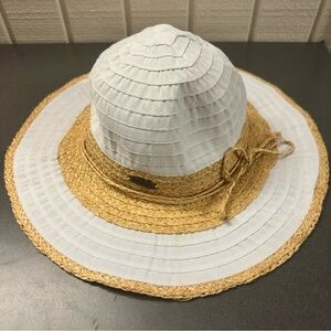 Panama Jack Women’s Natural and White Straw Hat OS